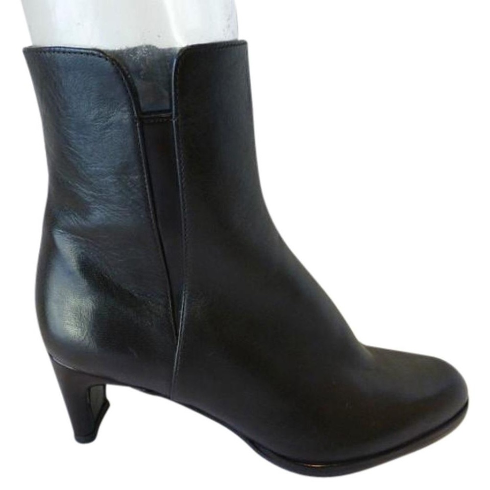 New Stuart Weitzman Myside Cola Ankle Boot - image 1